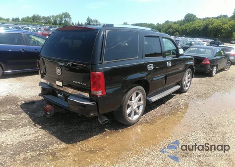 2004 Cadillac Escalade Standard из США, поврежденный, VIN 1GYEK63N94R199393